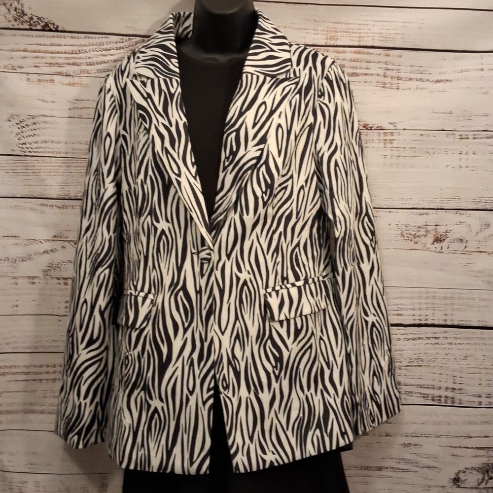 Animal Print Jacket Size Medium